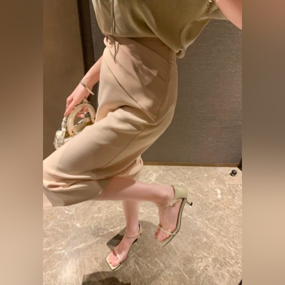 Tony Bianco Cream Heels - Picture 11 of 12